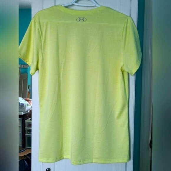 Womens Under Armour Yellow Short Sleeve Athletic V Neck T-Shirt Loose Fit Large - Picture 6 of 10